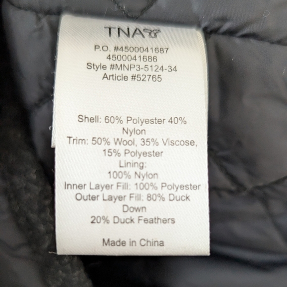 Aritzia TNA Zipper Front Hooded Down Fill Wool Trim Waterproof Puffer Jacket - Picture 11 of 12